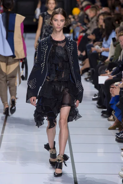 Look 21